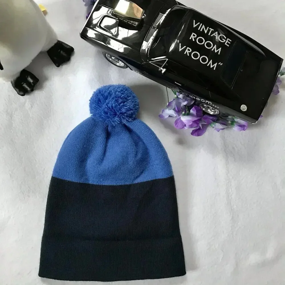 Converse NWOT Beanie Youth (8/20)